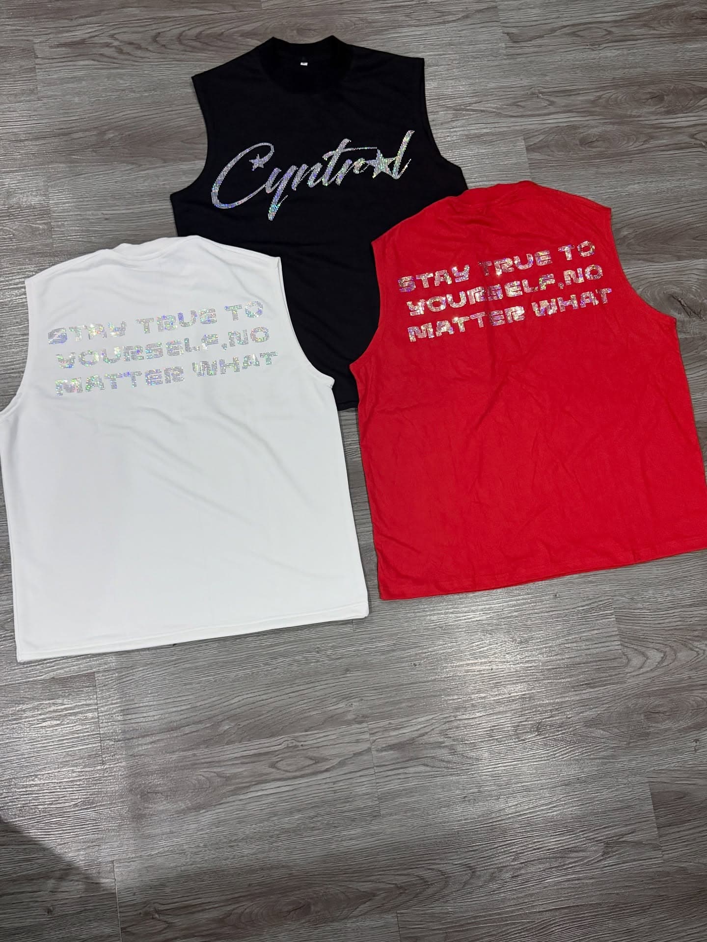 Cyntral sleeveless tee pack front and back